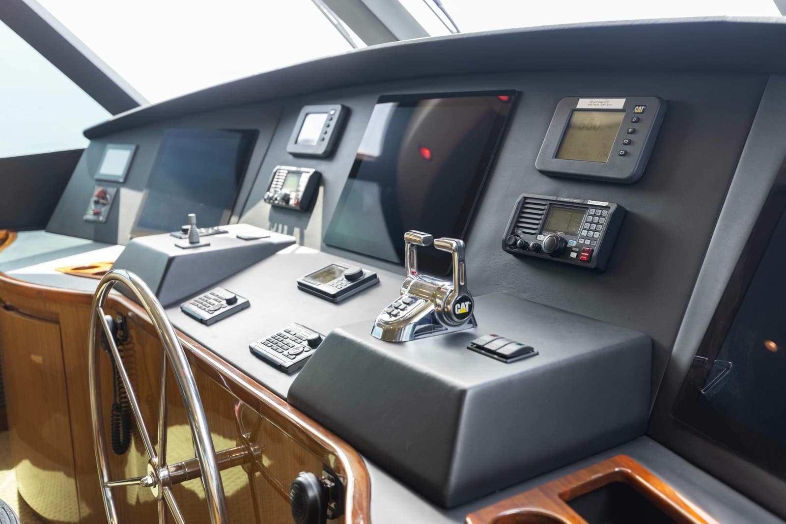 2012 Viking 76 Enclosed Bridge - Photo 52