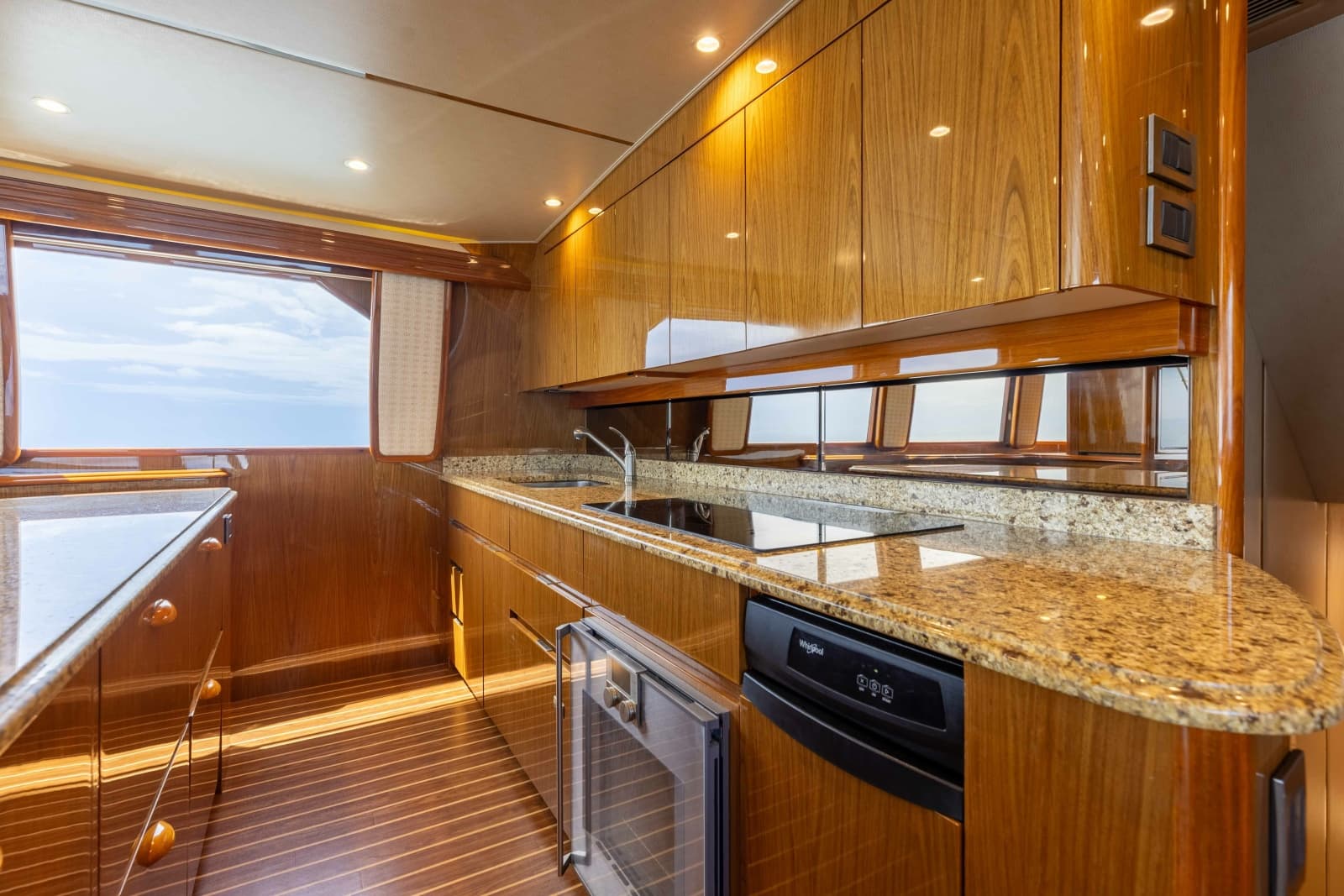 2012 Viking 76 Enclosed Bridge - Photo 64