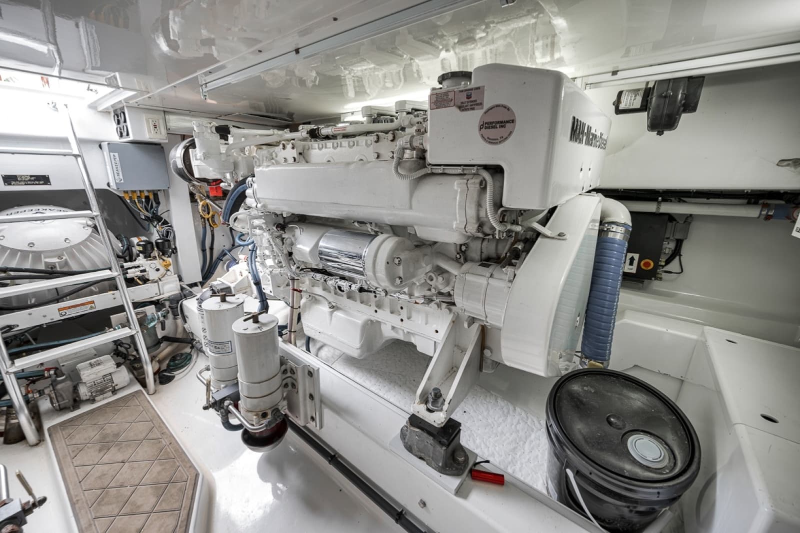 2014 F&S 45 Walkaround - Photo 72