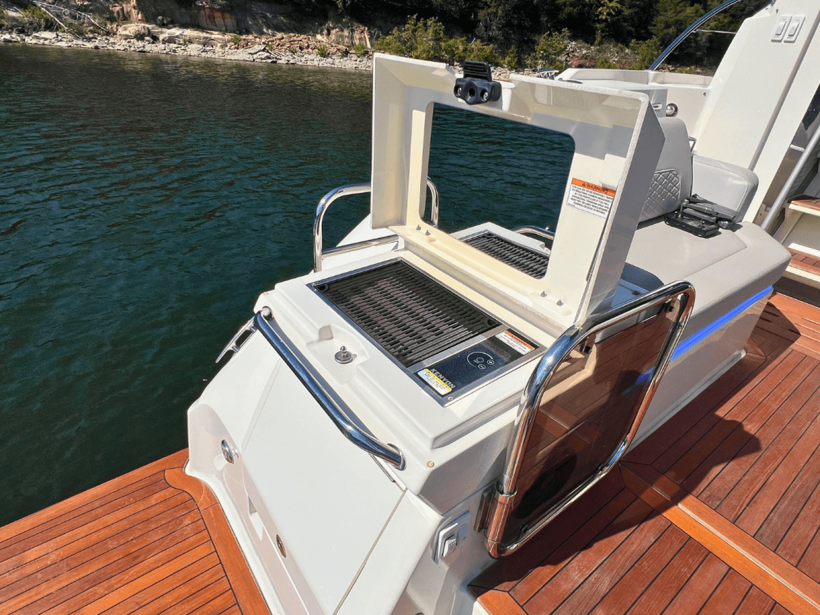 2018 Sea Ray FLY 520 - Photo 14