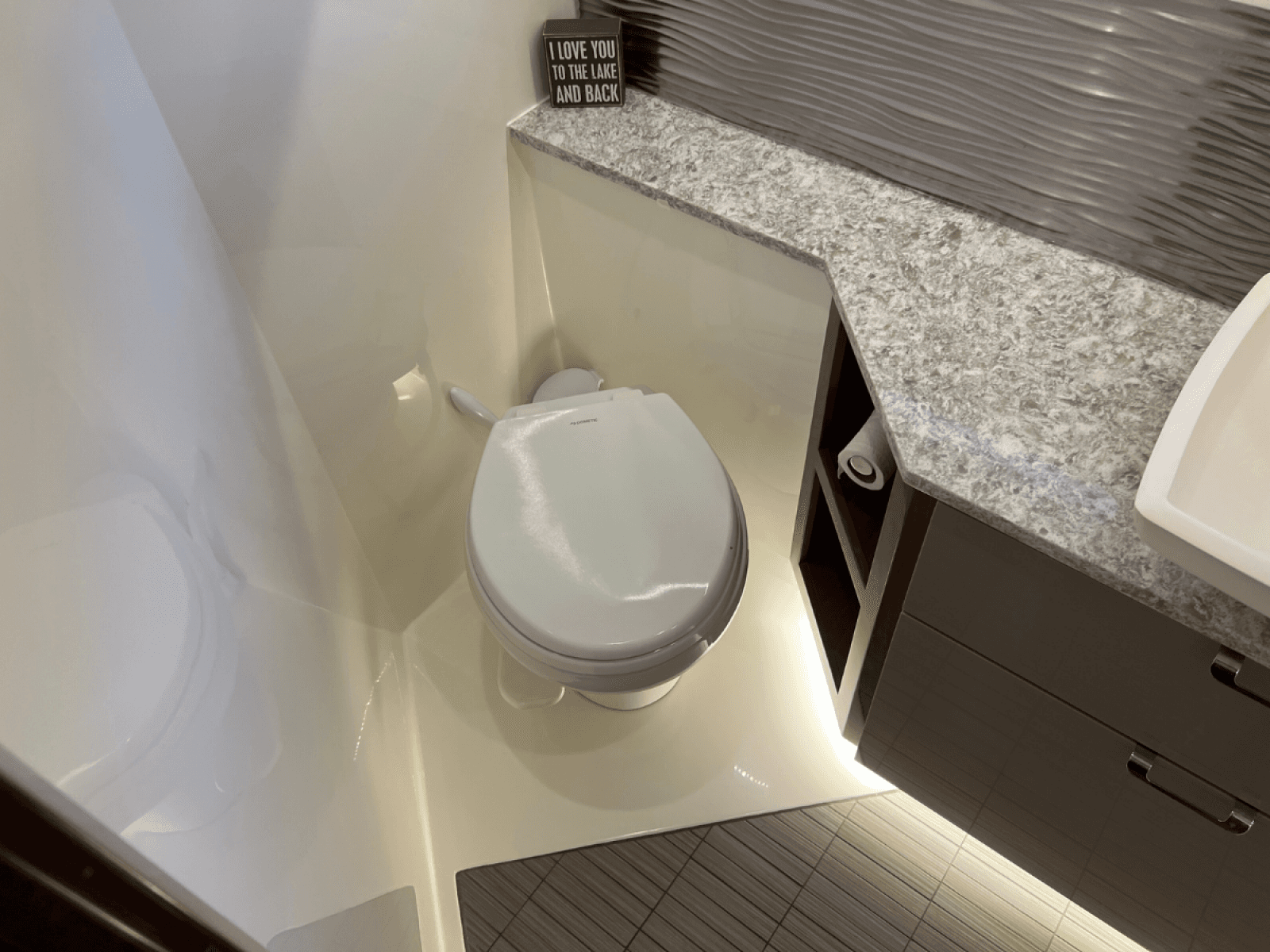 2018 Sea Ray FLY 520 - Photo 95