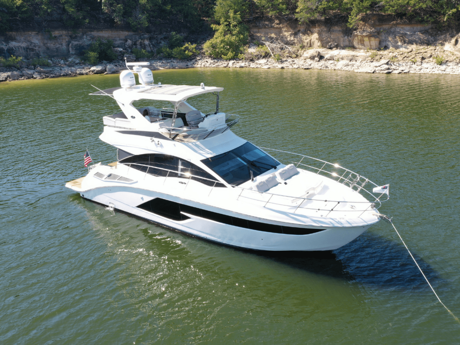 2018 Sea Ray FLY 520 - Photo 3