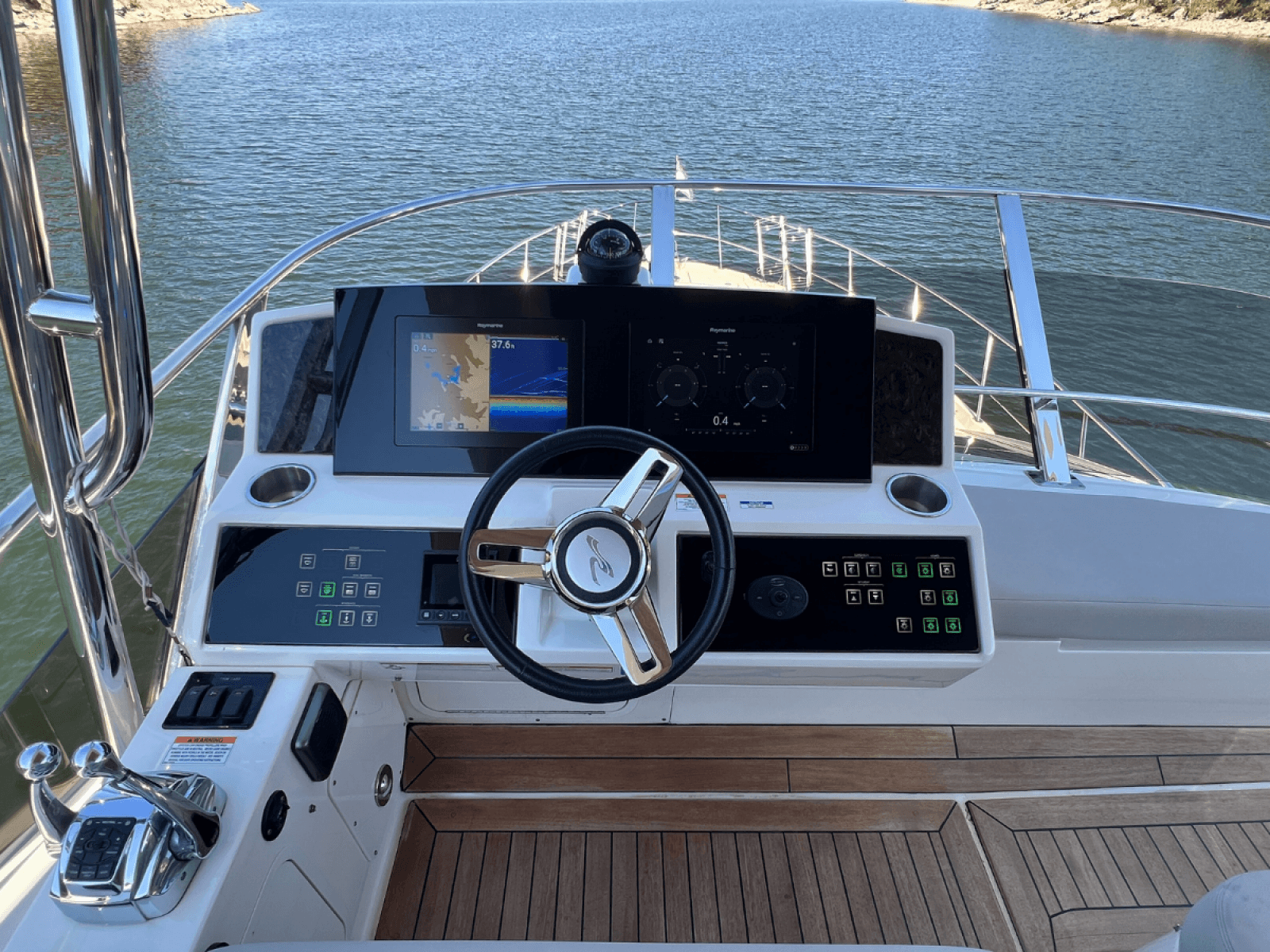 2018 Sea Ray FLY 520 - Photo 33