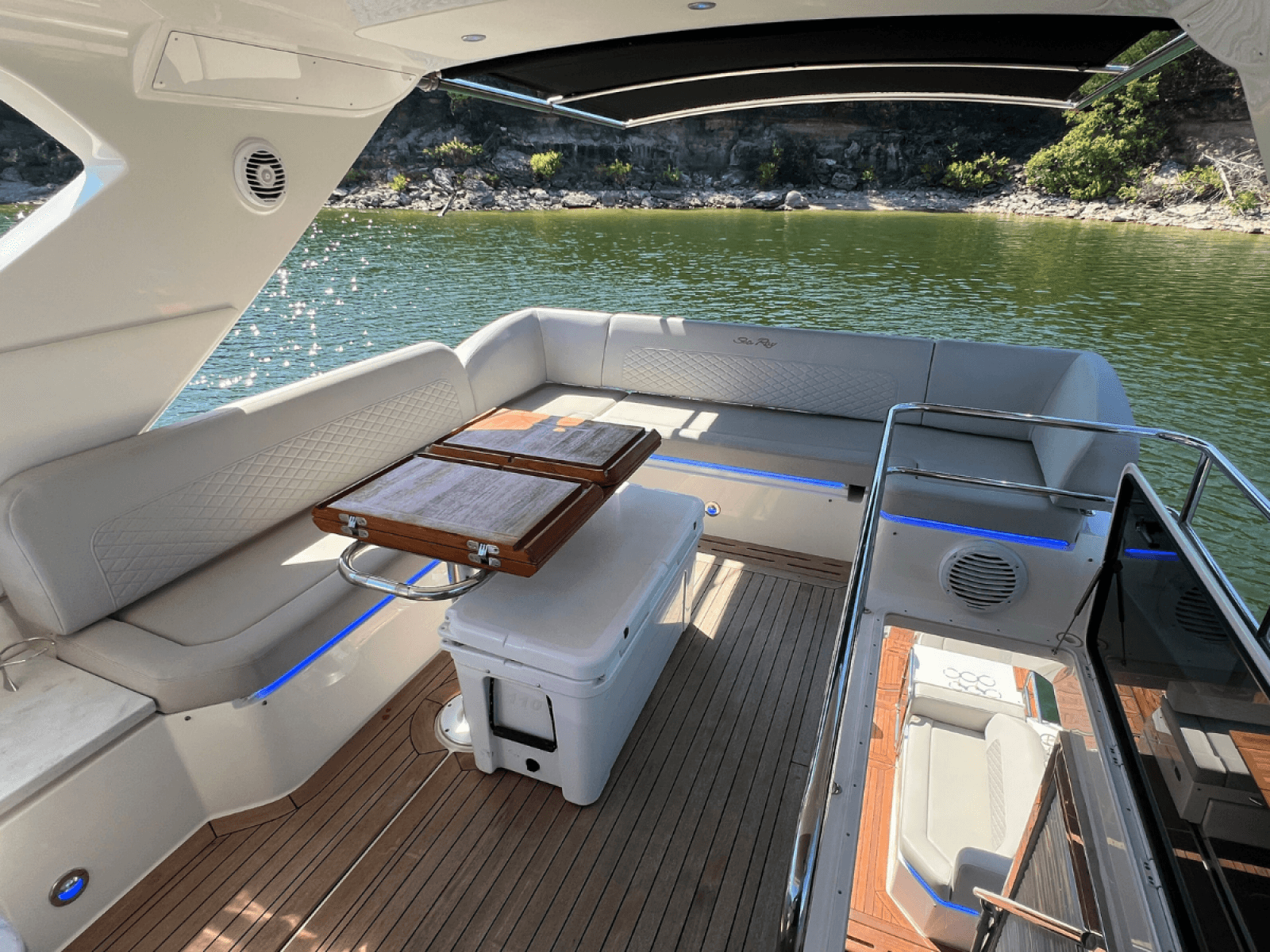 2018 Sea Ray FLY 520 - Photo 27