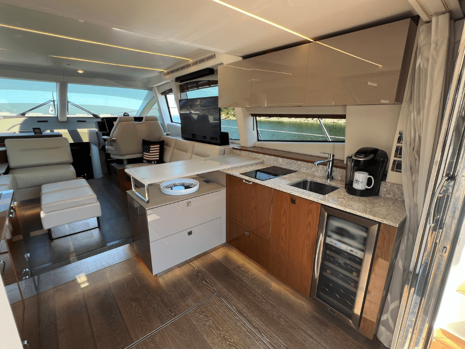 2018 Sea Ray FLY 520 - Photo 53