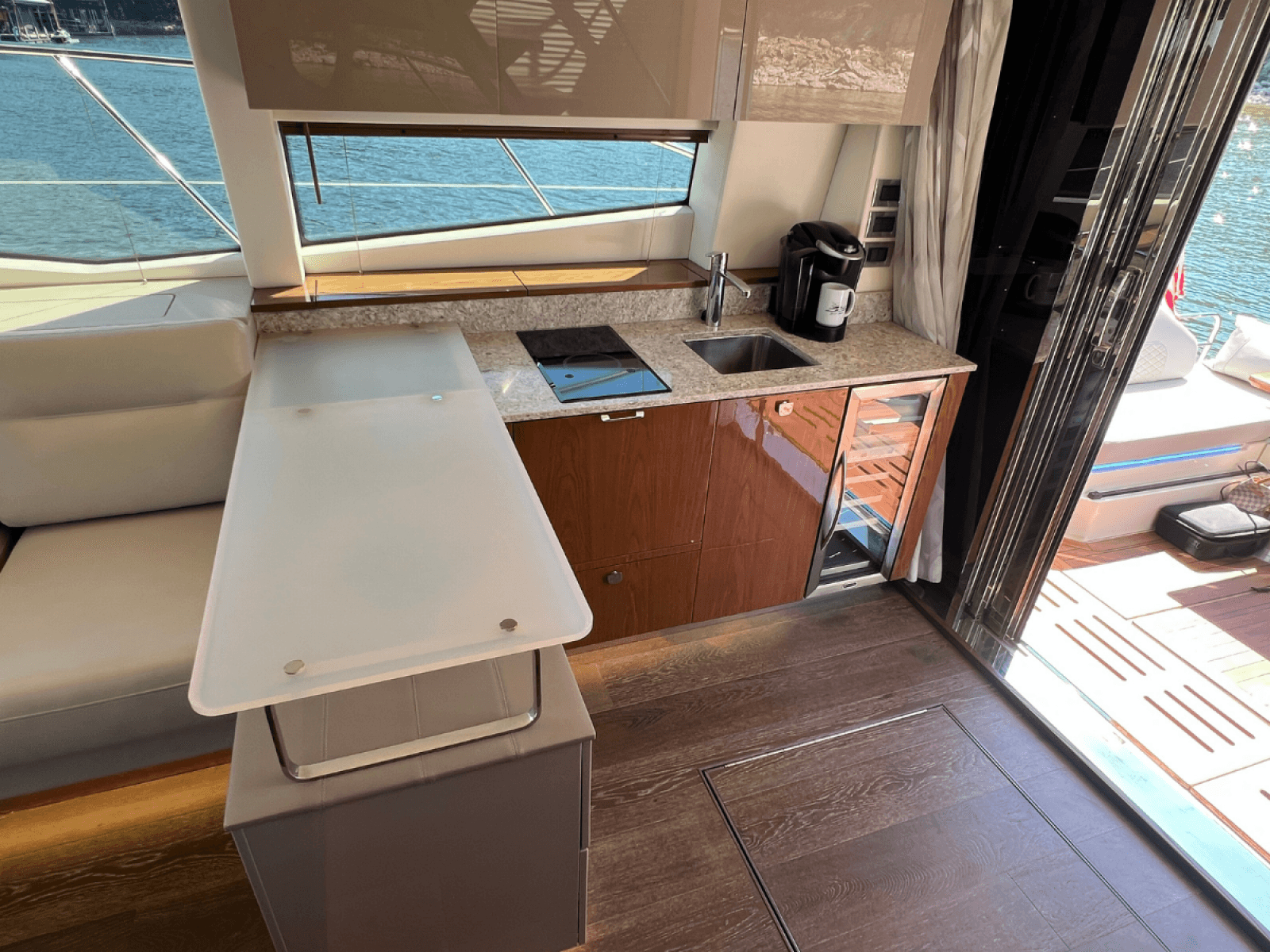 2018 Sea Ray FLY 520 - Photo 54