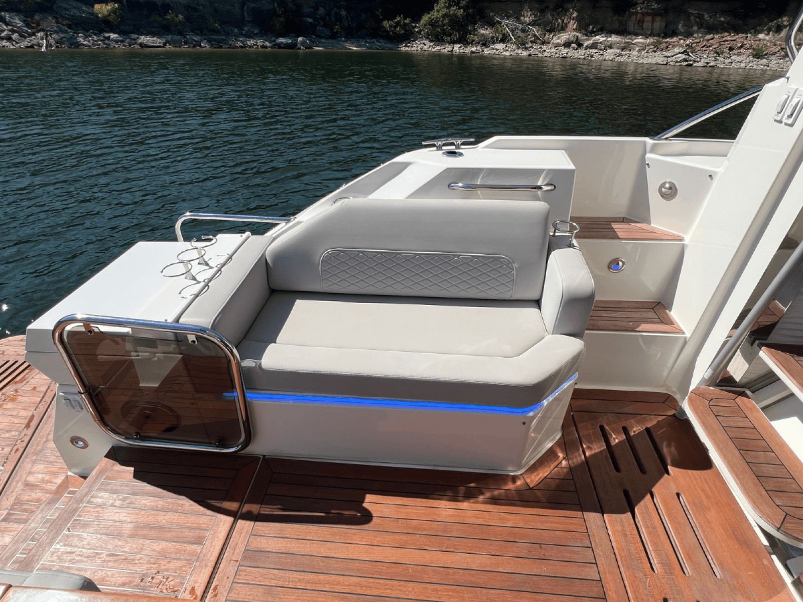 2018 Sea Ray FLY 520 - Photo 24