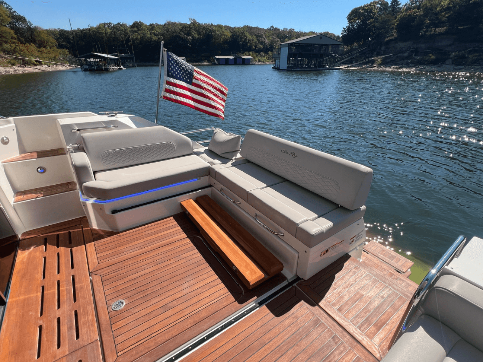 2018 Sea Ray FLY 520 - Photo 22
