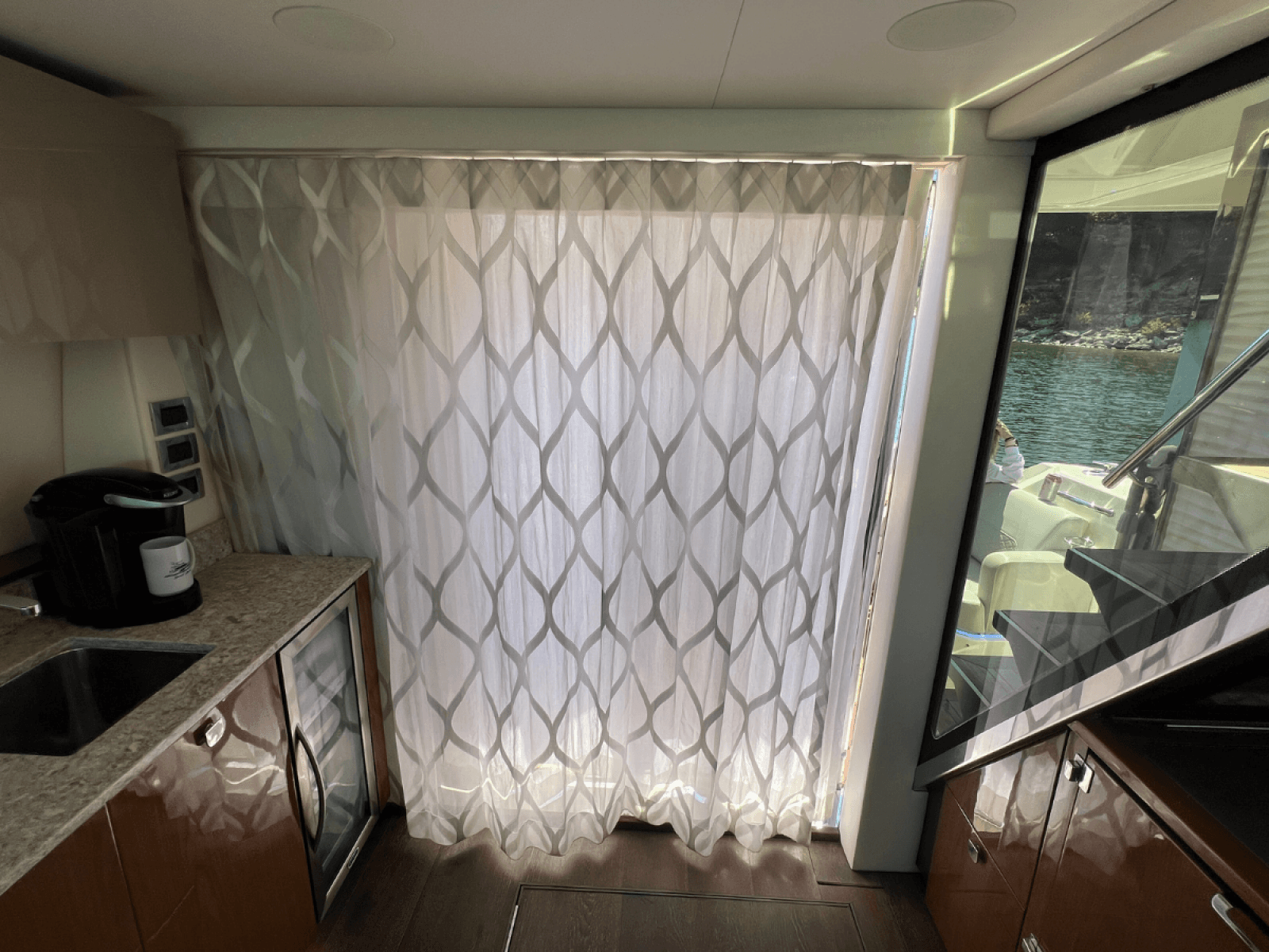 2018 Sea Ray FLY 520 - Photo 52