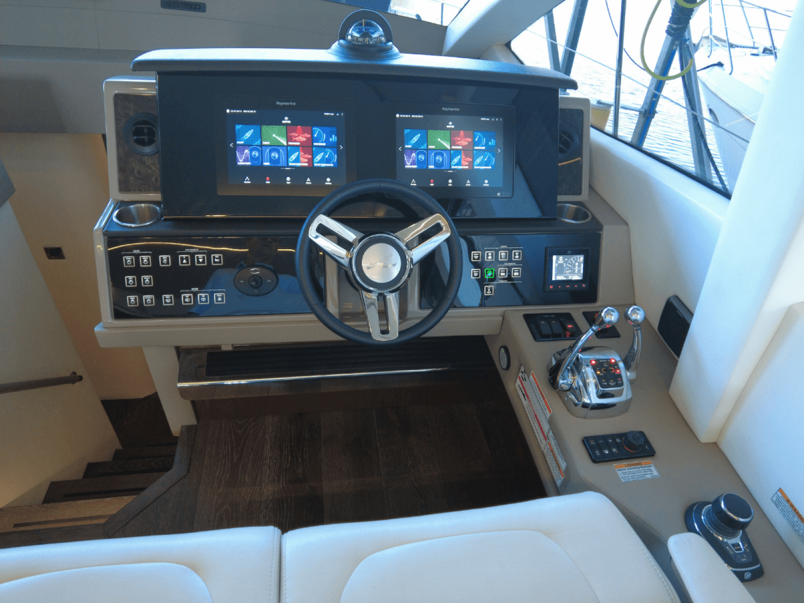2018 Sea Ray FLY 520 - Photo 65