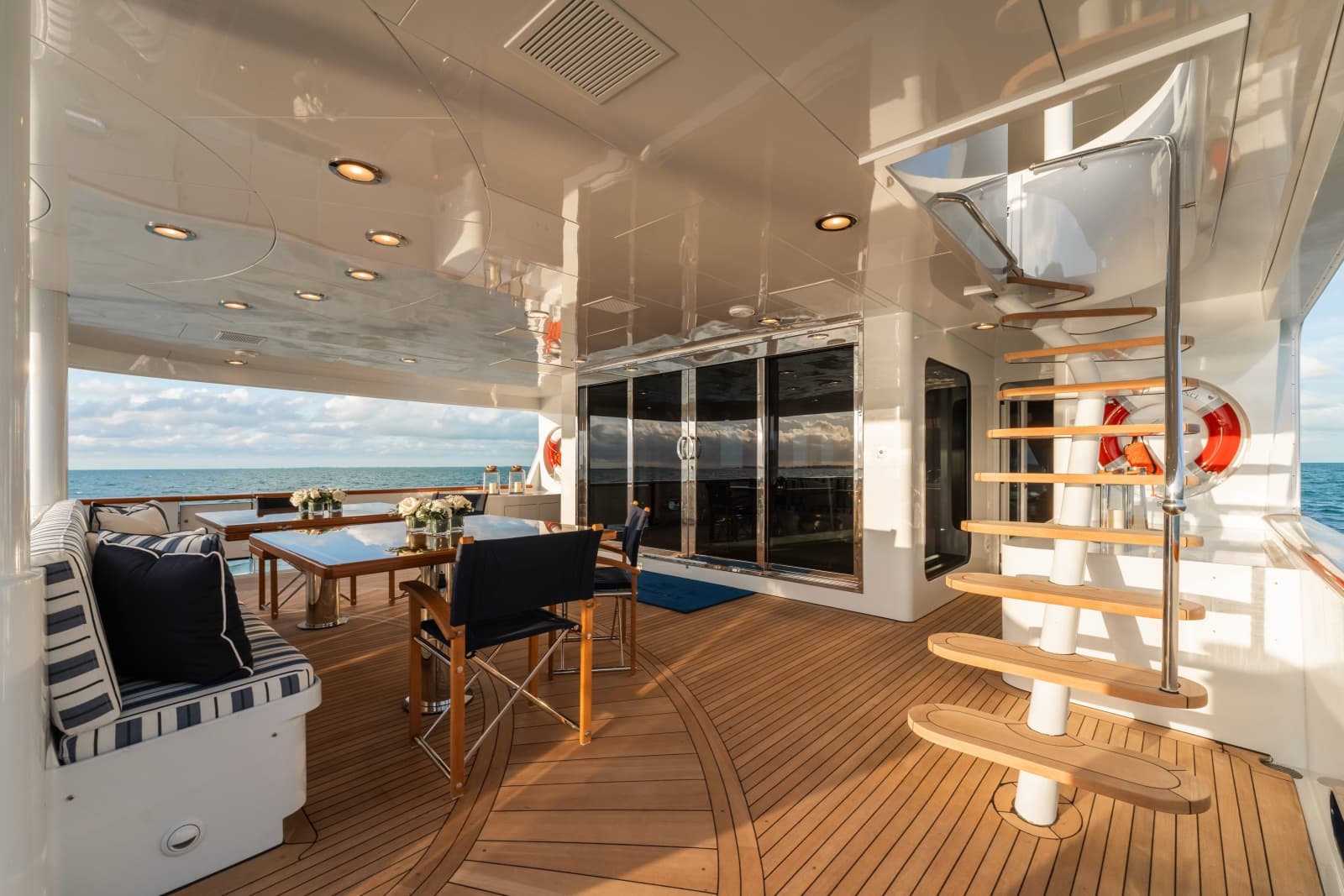 2004 Trinity Yachts  - Photo 7