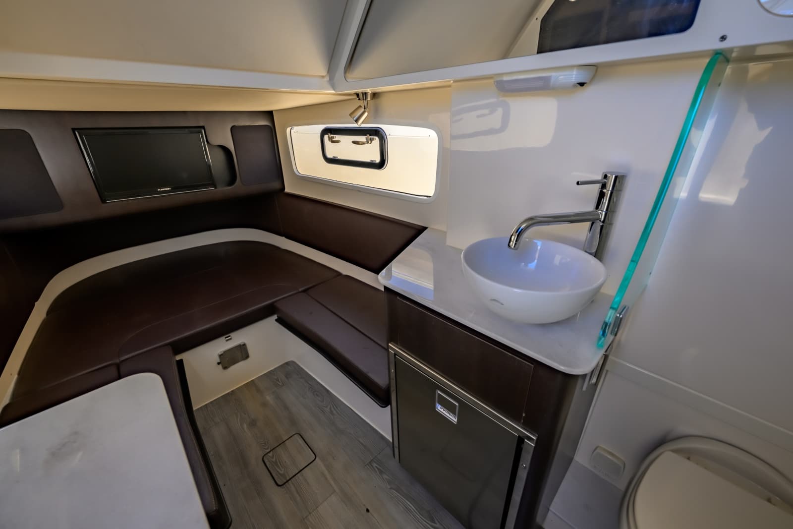 2018 Scout 355 LXF - Photo 21