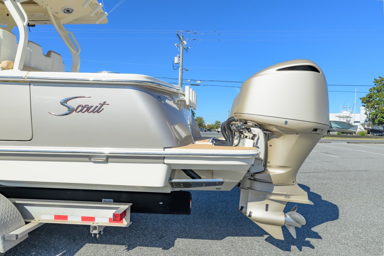 2018 Scout 355 LXF - Photo 24