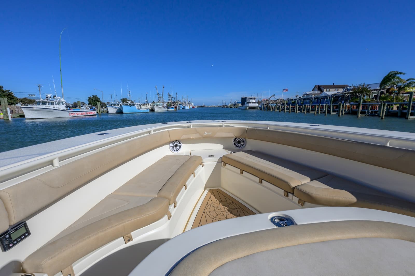 2018 Scout 355 LXF - Photo 18