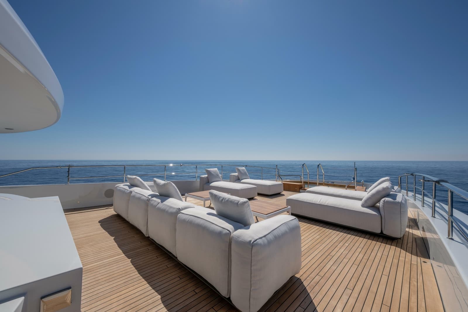 2026 Benetti Class 44M - Photo 45