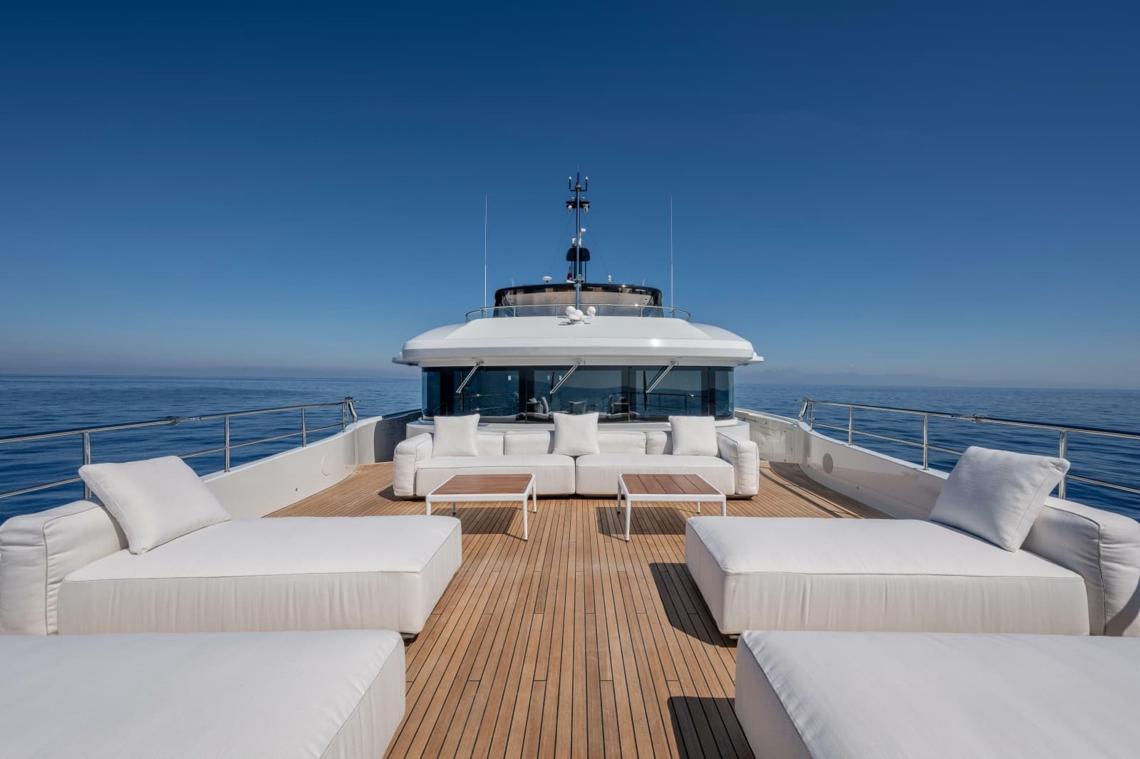 2026 Benetti Class 44M - Photo 44