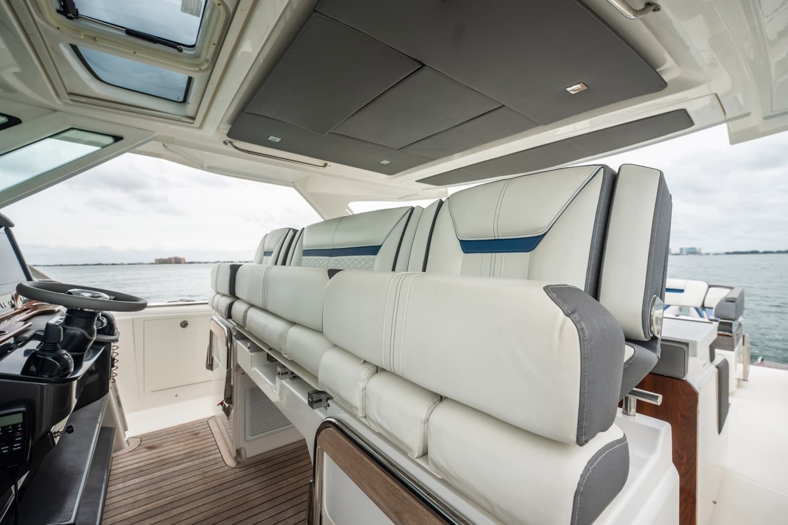 2021 Tiara Sport 43 LS - Photo 16