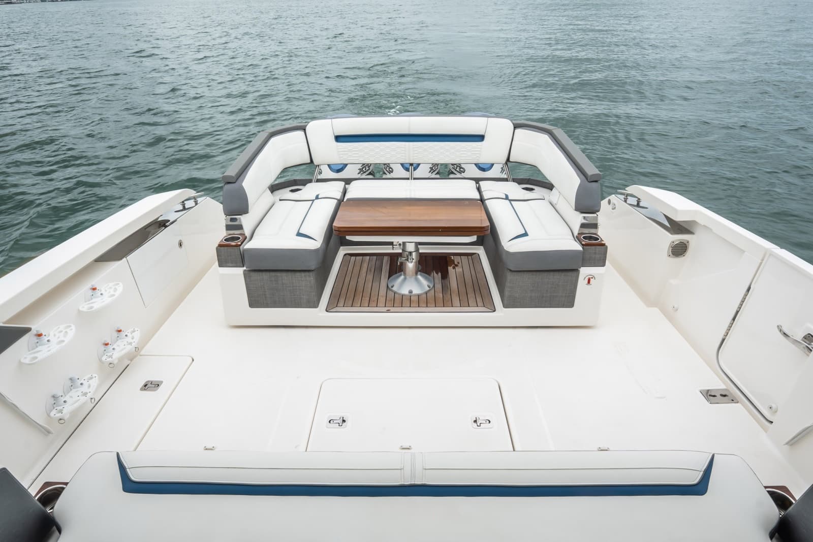 2021 Tiara Sport 43 LS - Photo 10