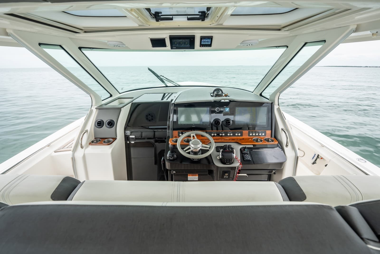 2021 Tiara Sport 43 LS - Photo 18