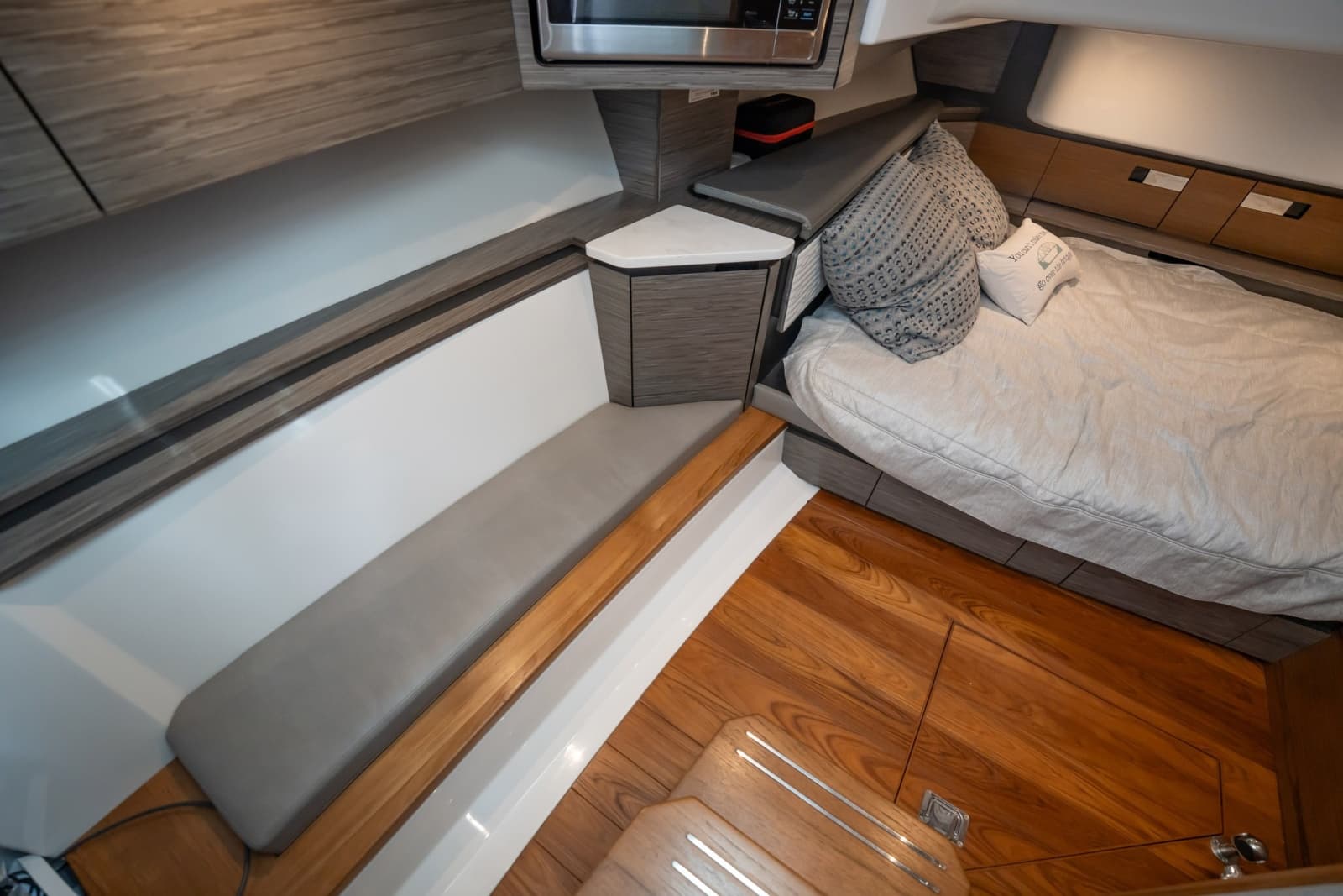 2021 Tiara Sport 43 LS - Photo 20