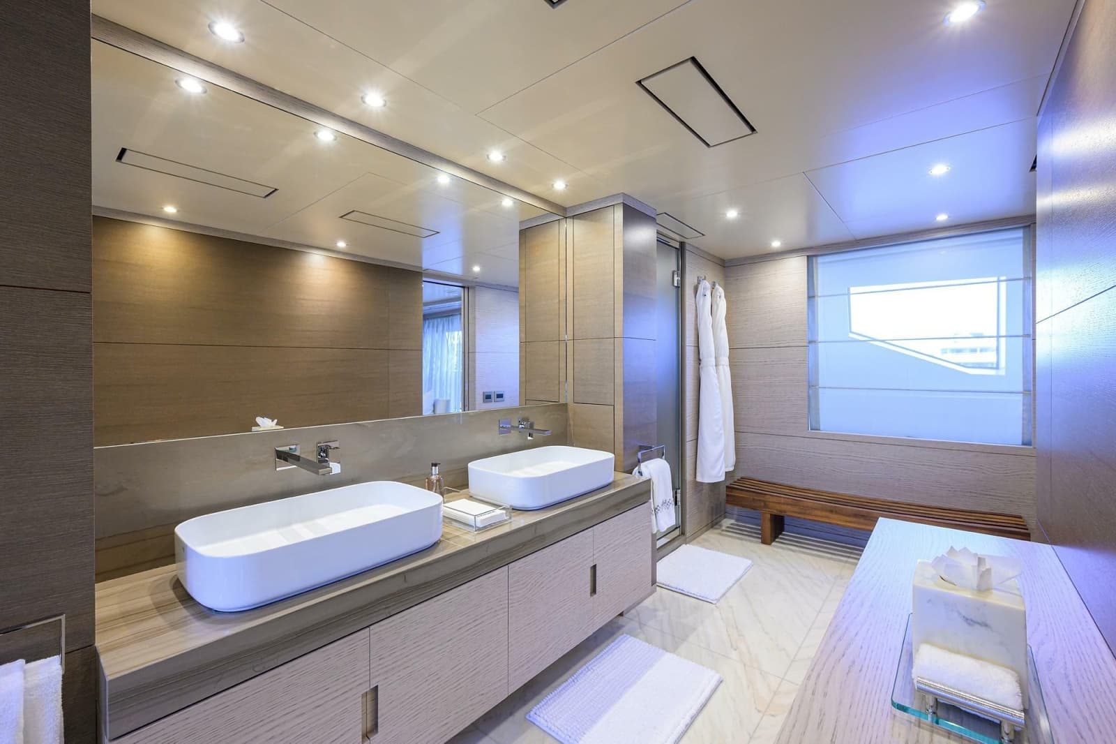 2016 Benetti 132 Classic Supreme - Photo 12