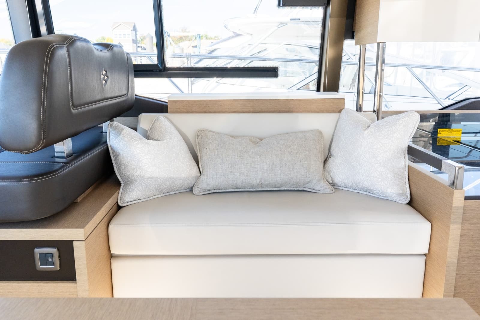2022 Prestige 460 - Photo 36