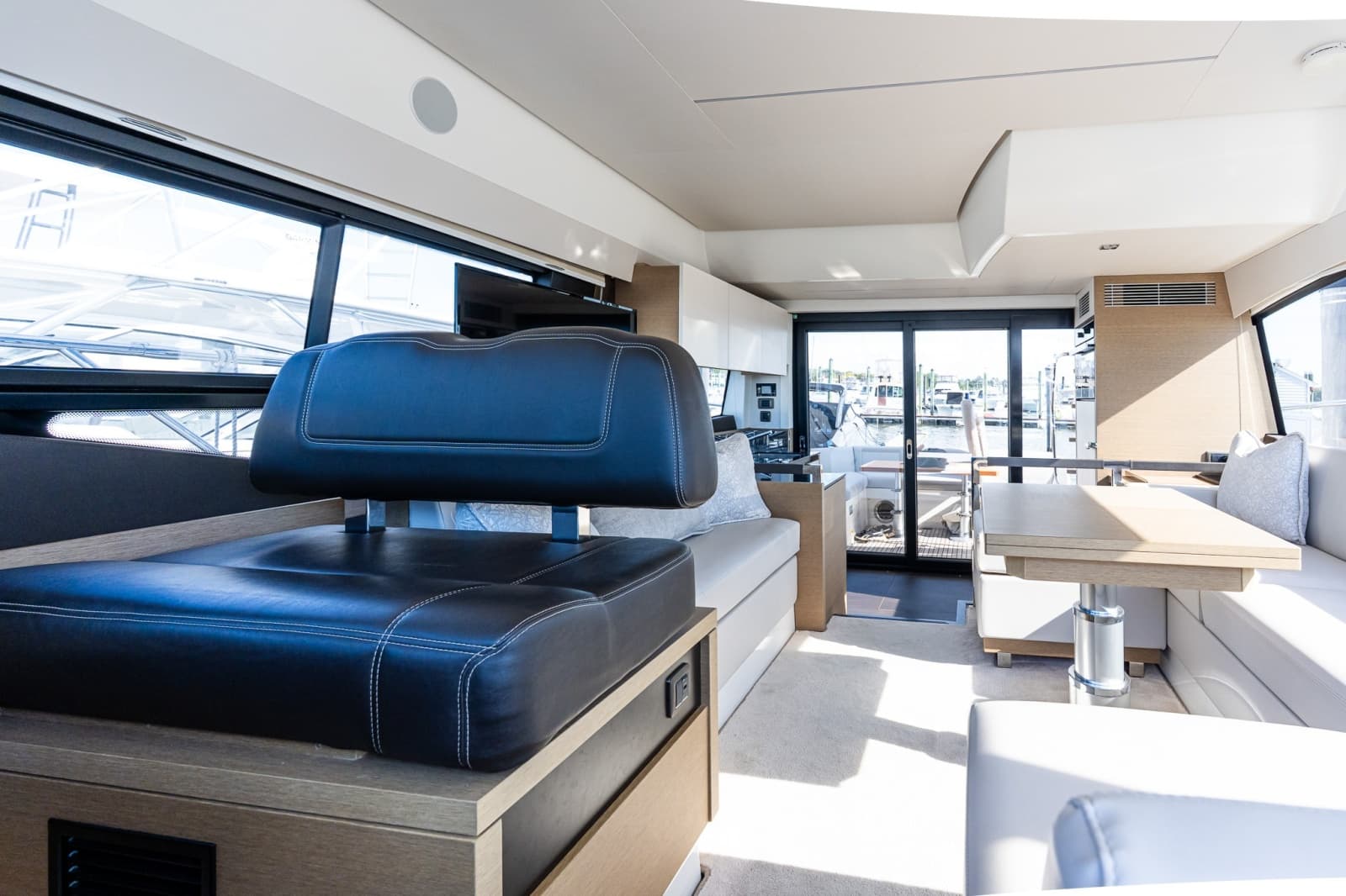 2022 Prestige 460 - Photo 12