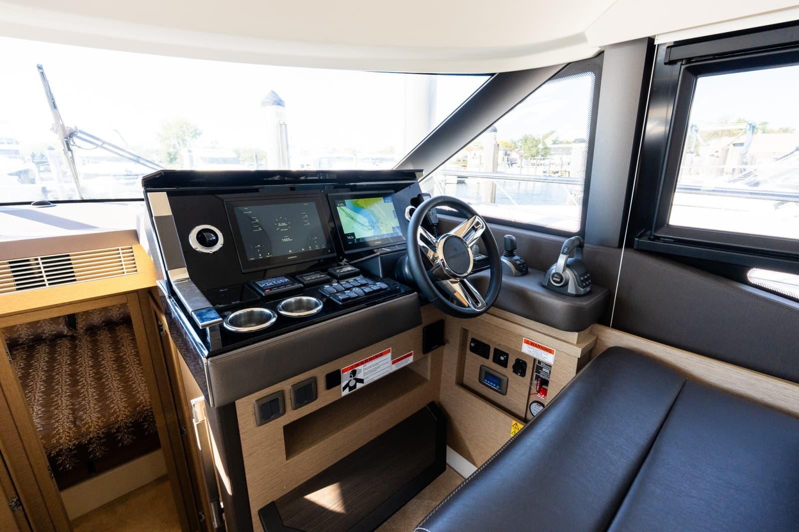 2022 Prestige 460 - Photo 37