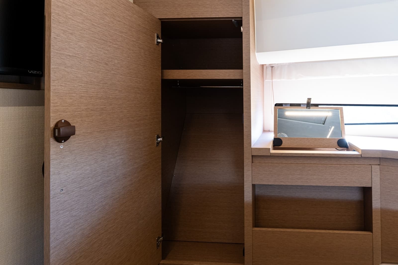 2022 Prestige 460 - Photo 45