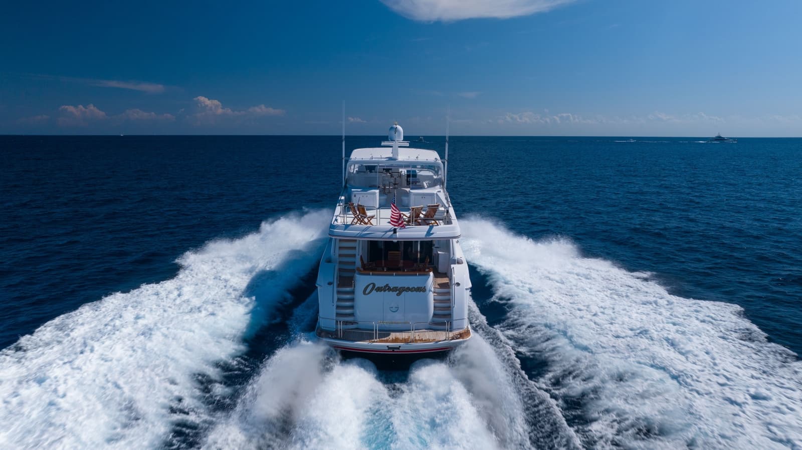 2005 Hatteras 80 Motor Yacht - Photo 13