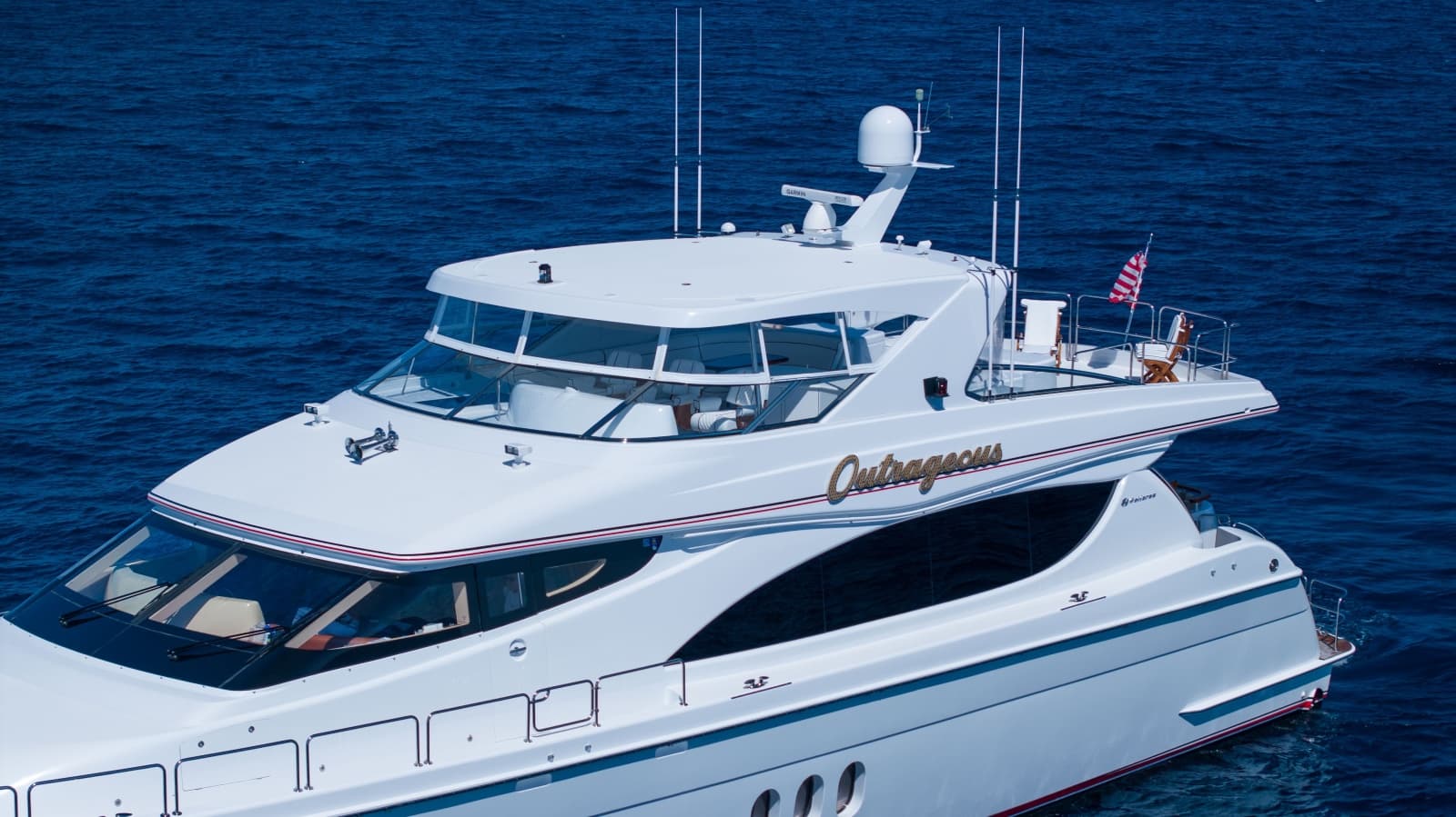2005 Hatteras 80 Motor Yacht - Photo 8