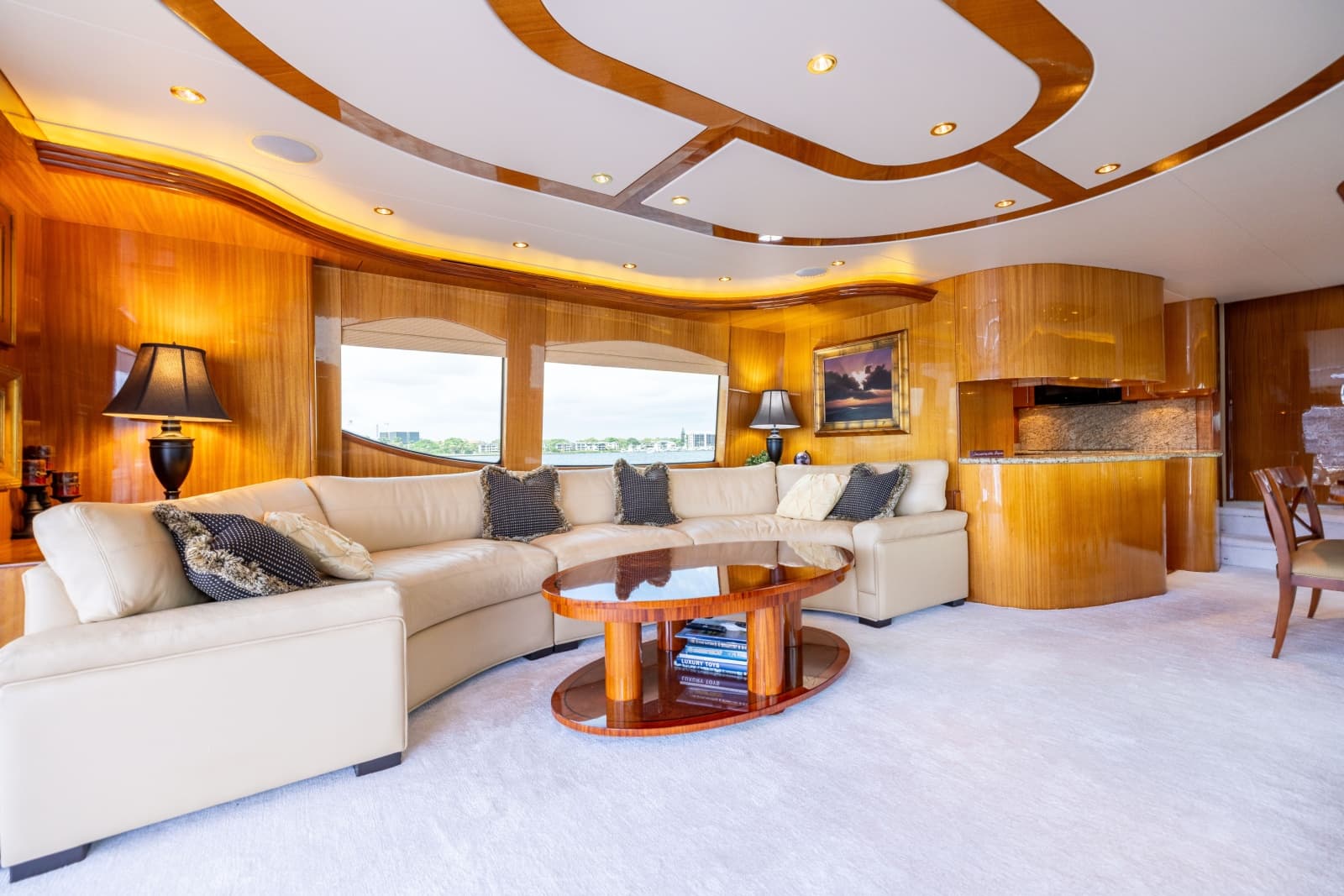 2005 Hatteras 80 Motor Yacht - Photo 34