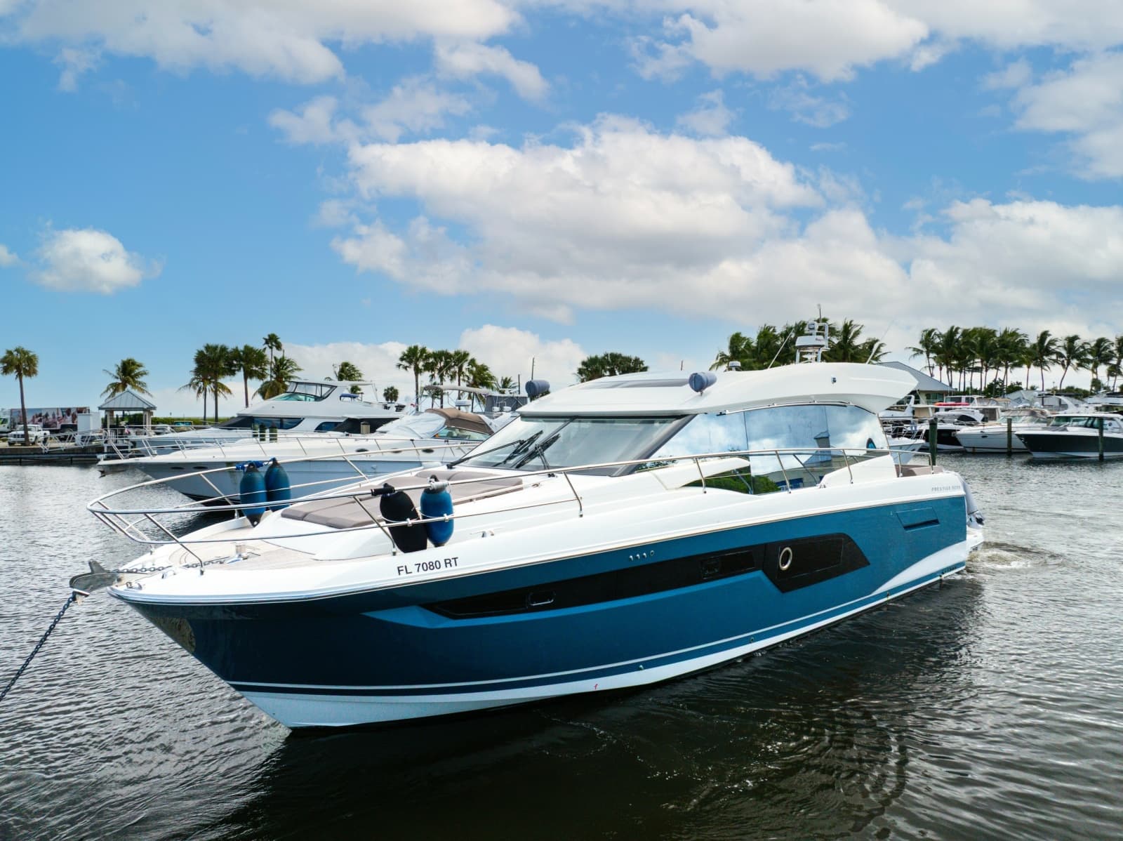 2019 Prestige 520S - Photo 2