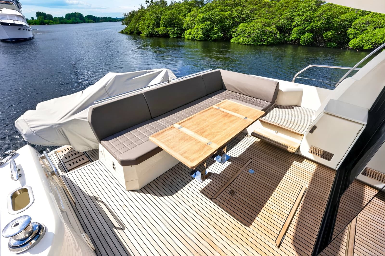 2019 Prestige 520S - Photo 18