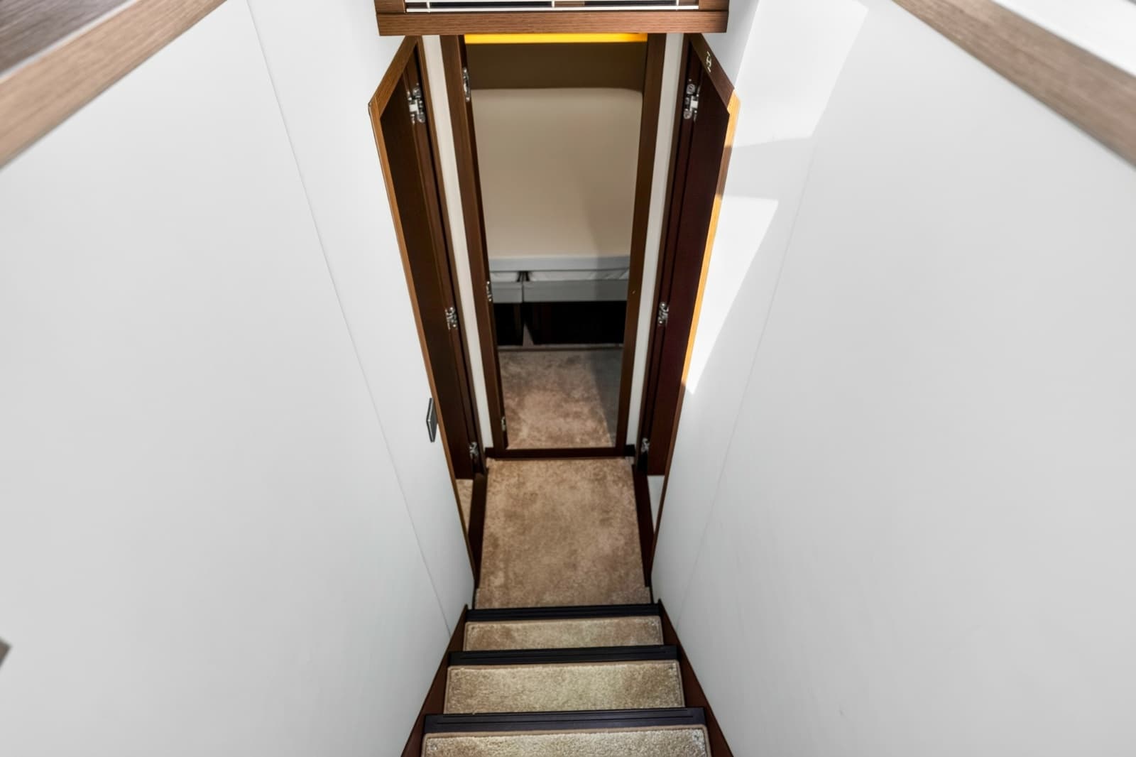 2019 Prestige 520S - Photo 48