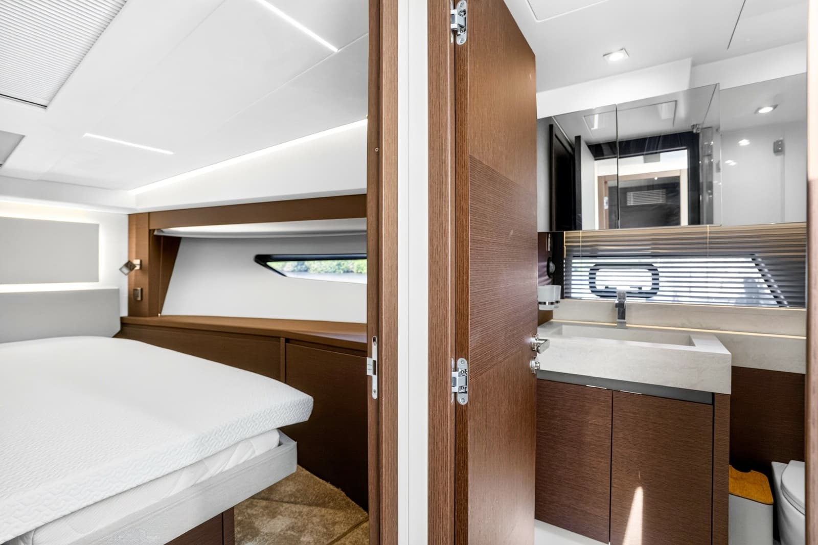2019 Prestige 520S - Photo 53
