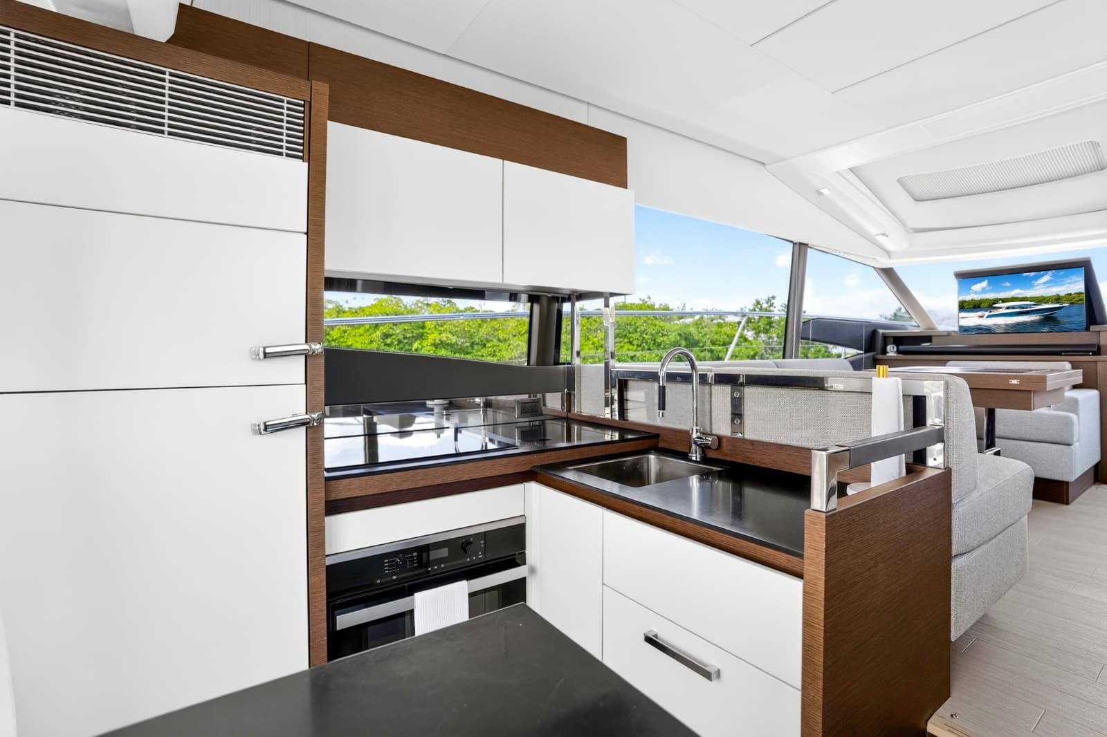 2019 Prestige 520S - Photo 39