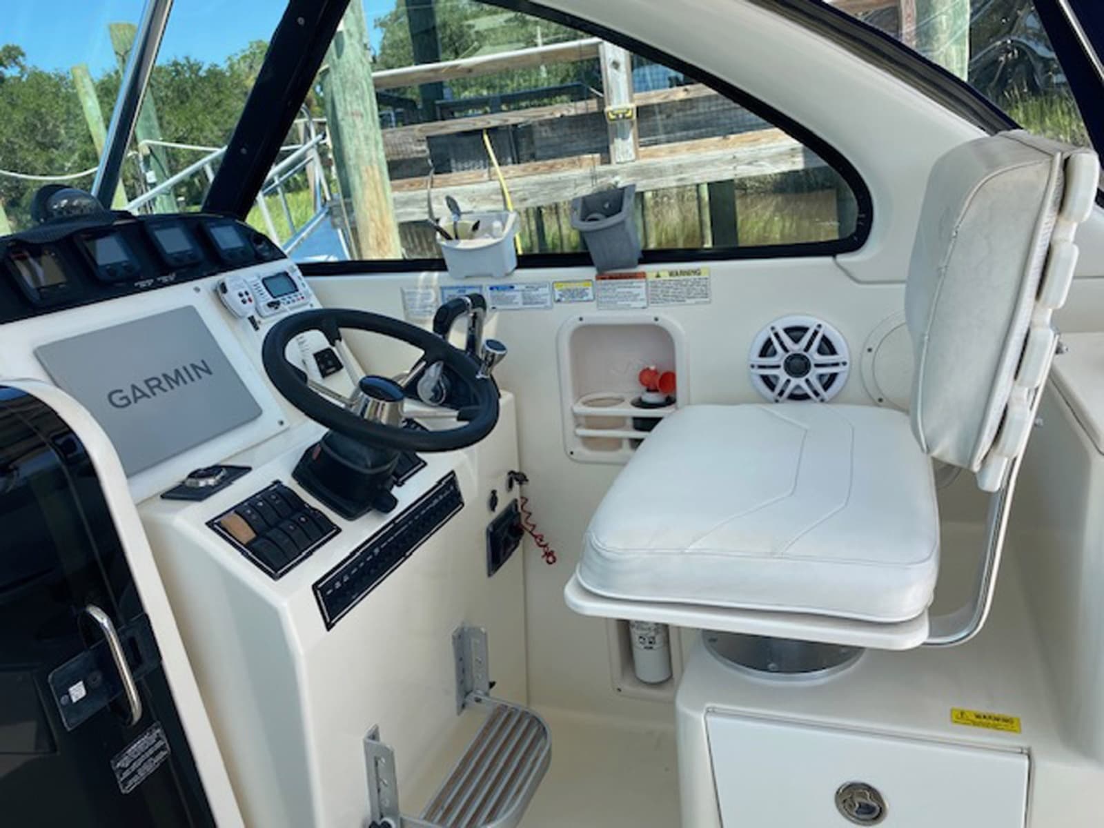 2005 Pursuit 3370 Offshore - Photo 13