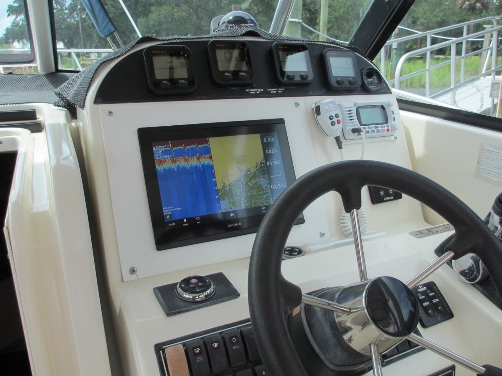 2005 Pursuit 3370 Offshore - Photo 12