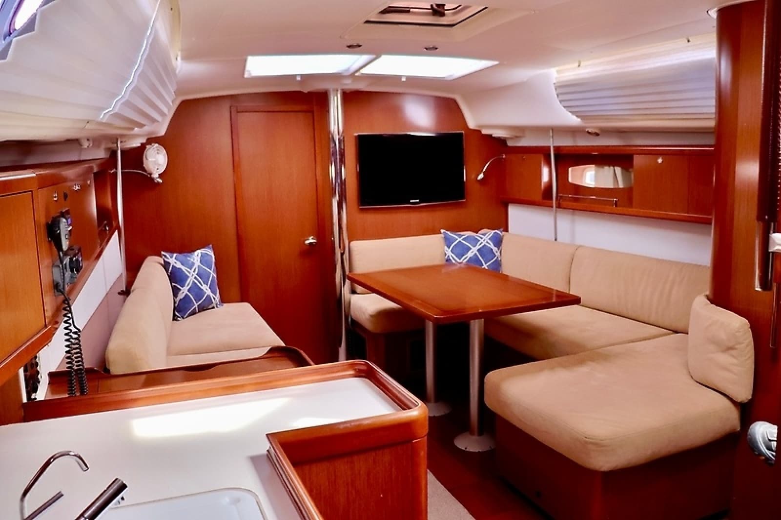 2011 Beneteau 40 - Photo 5