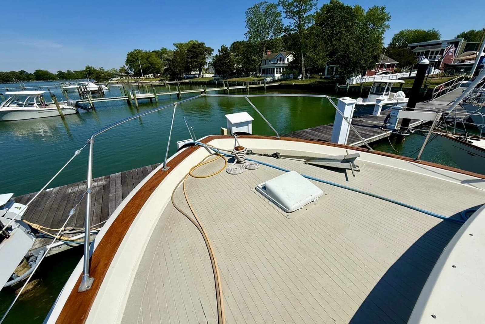 1967 Chris-Craft 47 Commander - Photo 9