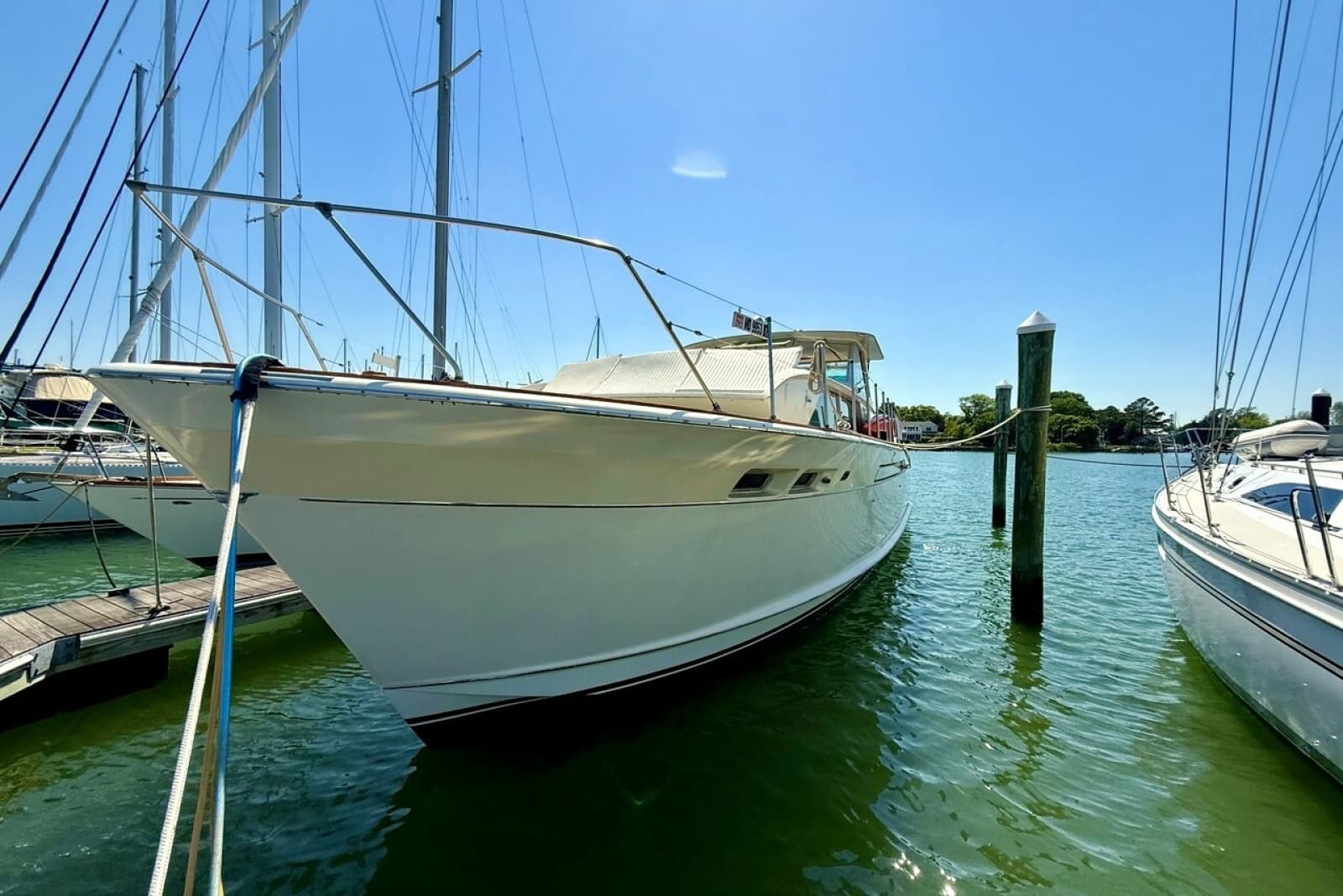 1967 Chris-Craft 47 Commander - Photo 3