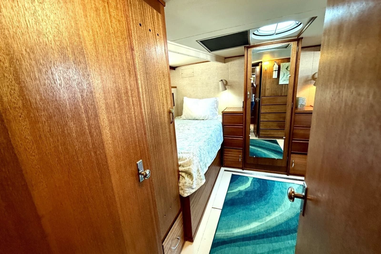 1967 Chris-Craft 47 Commander - Photo 27