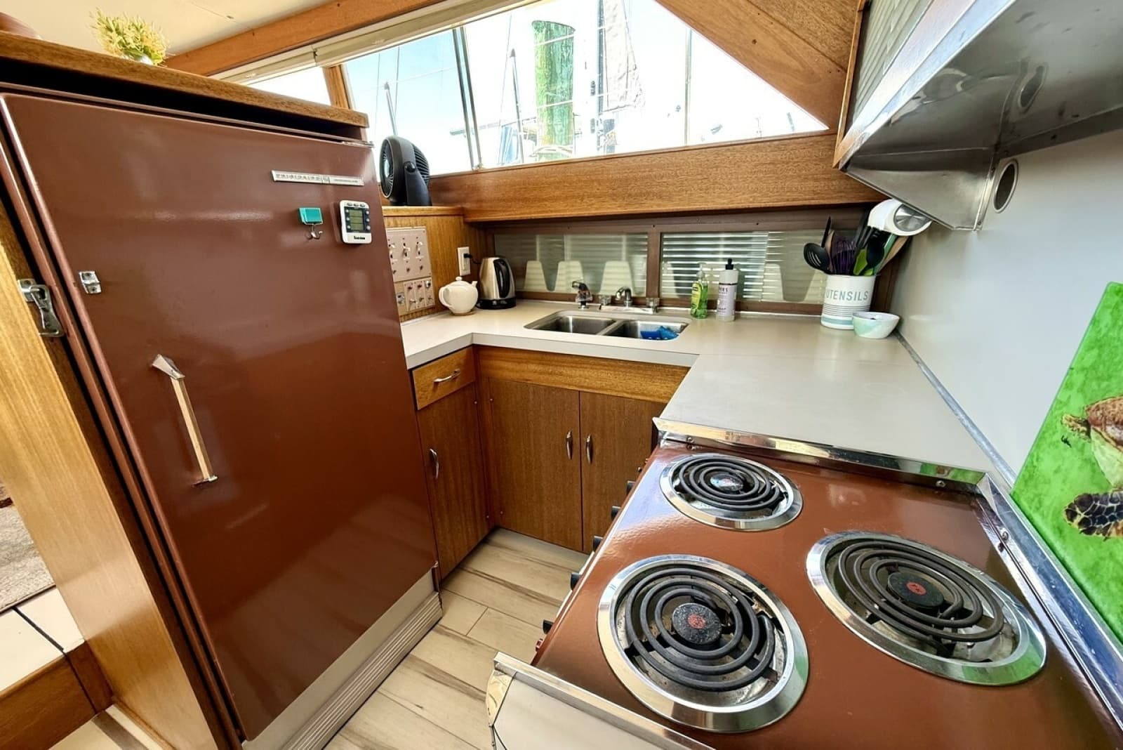 1967 Chris-Craft 47 Commander - Photo 24