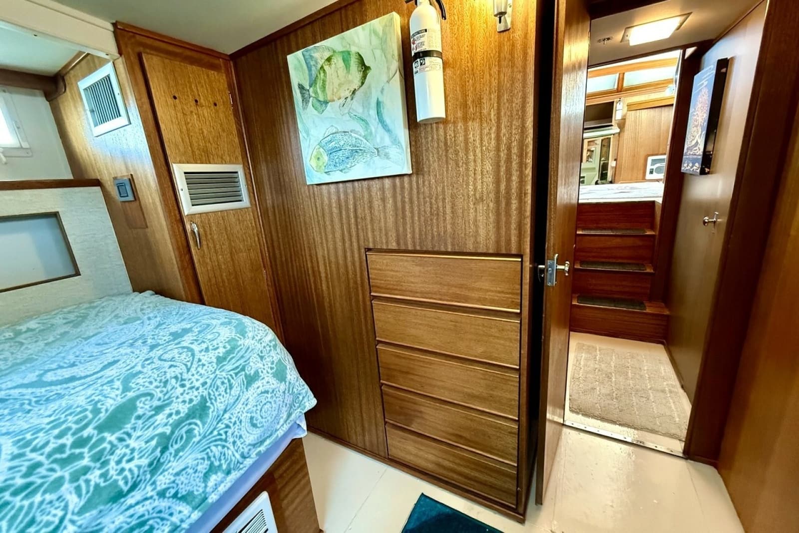 1967 Chris-Craft 47 Commander - Photo 32