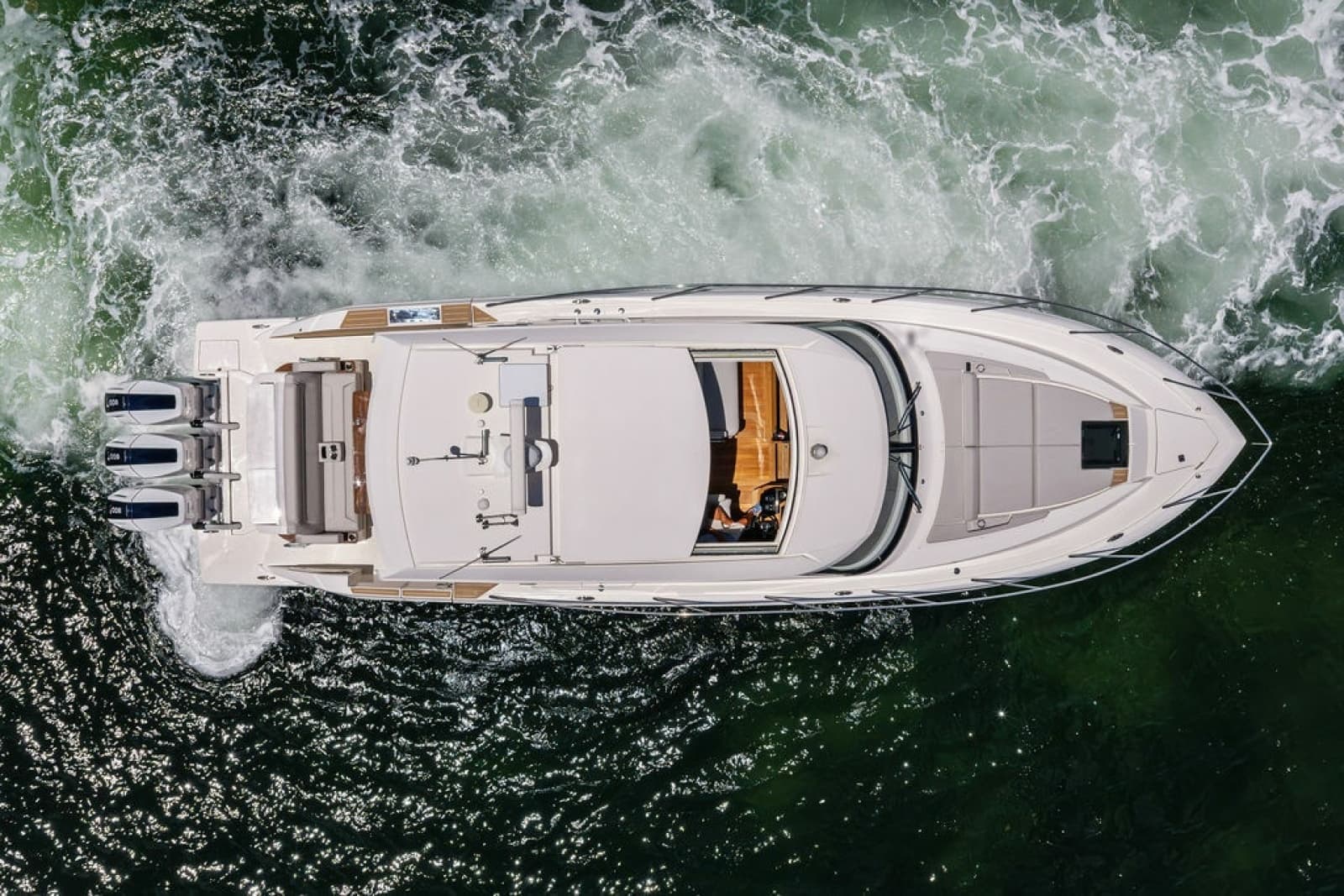 2024 Tiara Yachts 48 LE - Photo 5