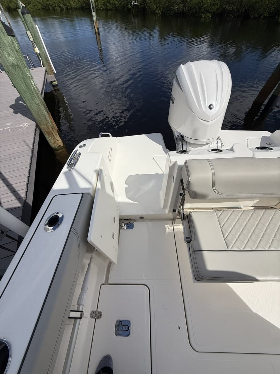 2023 Pursuit S248 - Photo 7