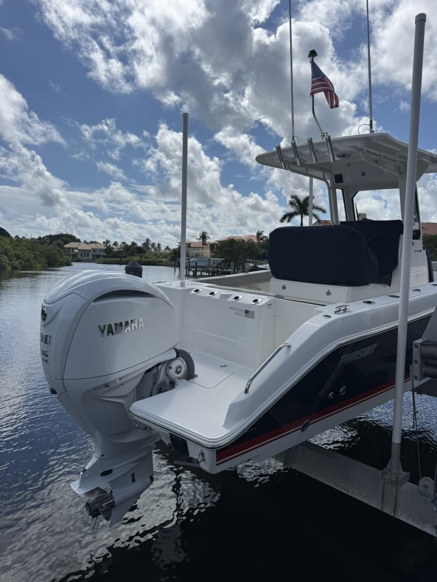 2023 Pursuit S248 - Photo 2