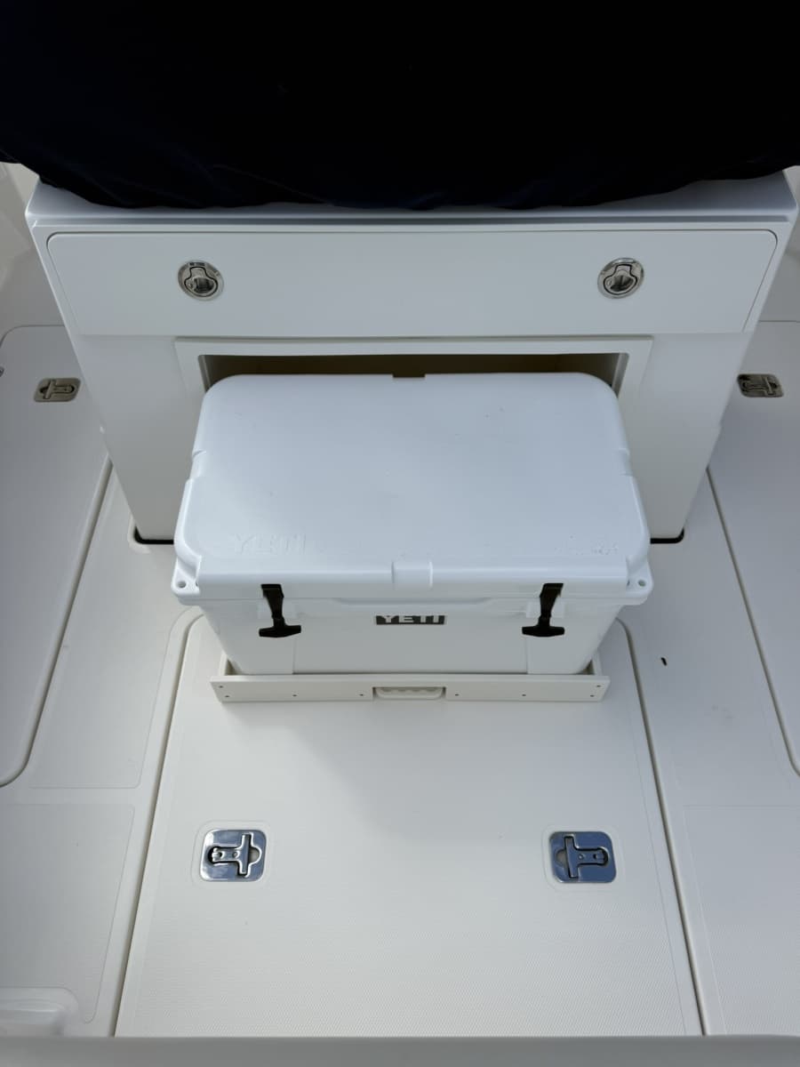 2023 Pursuit S248 - Photo 11