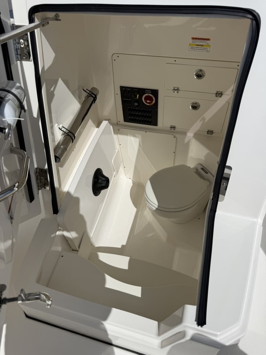 2023 Pursuit S248 - Photo 27